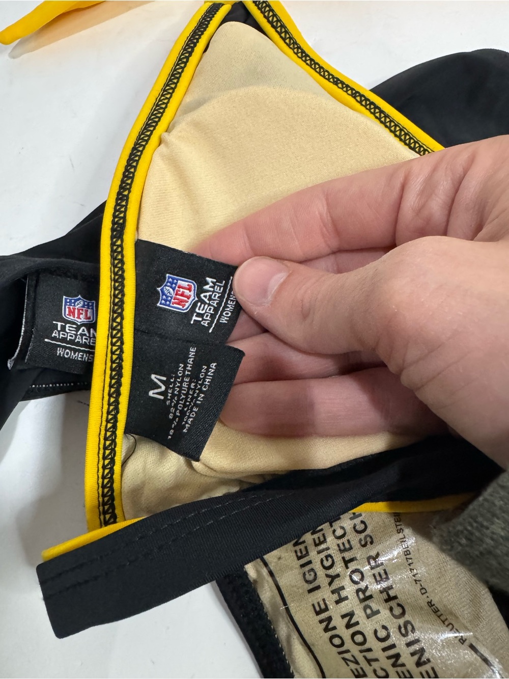 NFL Team Apparel Pittsburgh Steelers Bikini Set - Picture 5 of 6